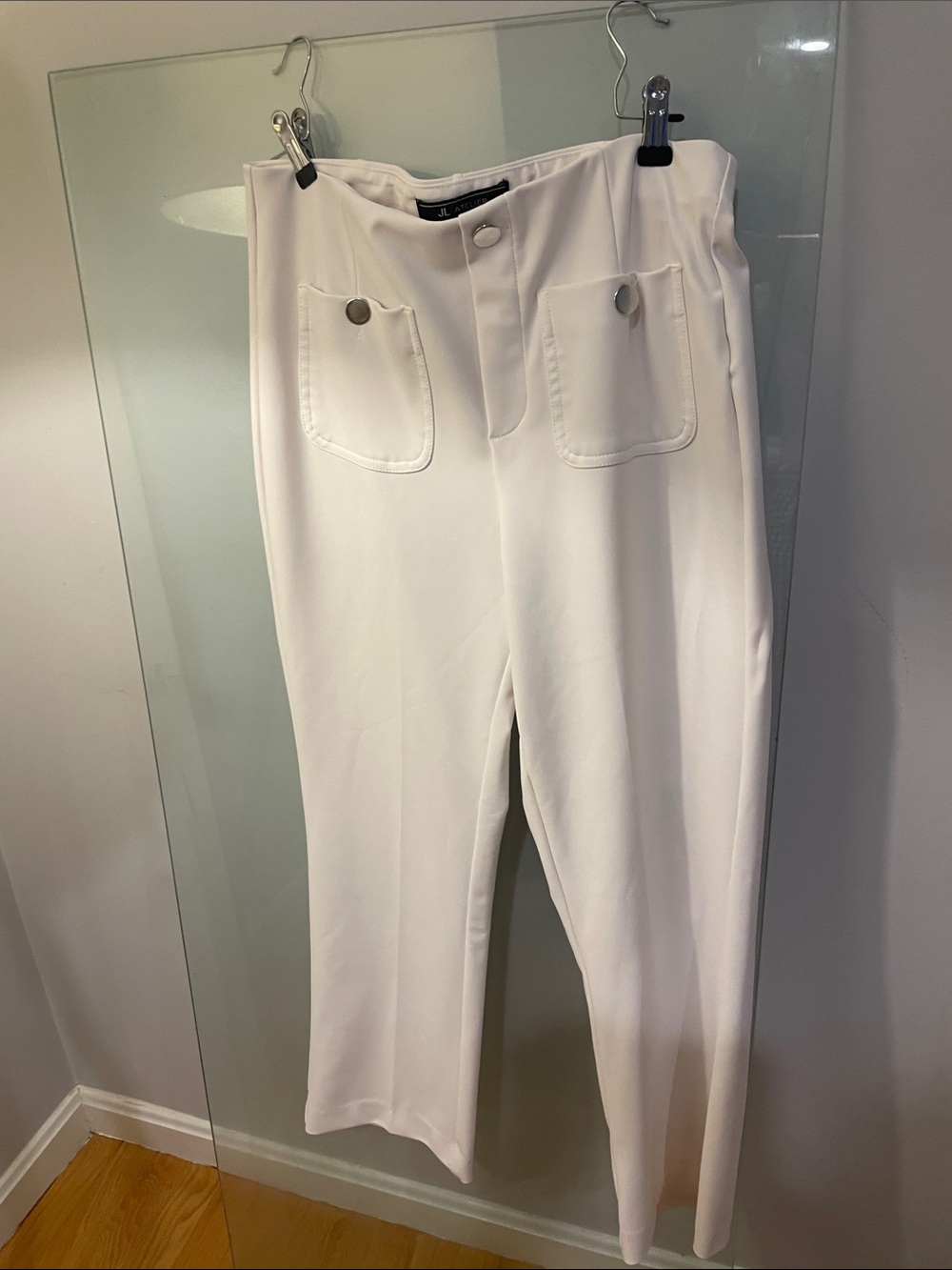 High-Rise Straight White Pants with Front Patch Pockets